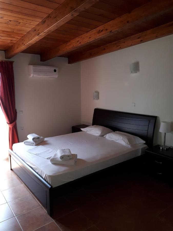 פראליה ראכון Hotel Scala מראה חיצוני תמונה